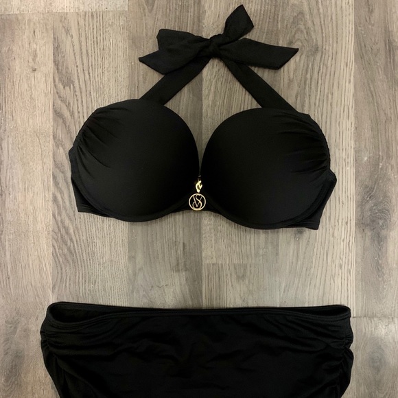 Bombshell Bikini 34D M skirt bottoms NWT - Picture 1 of 5